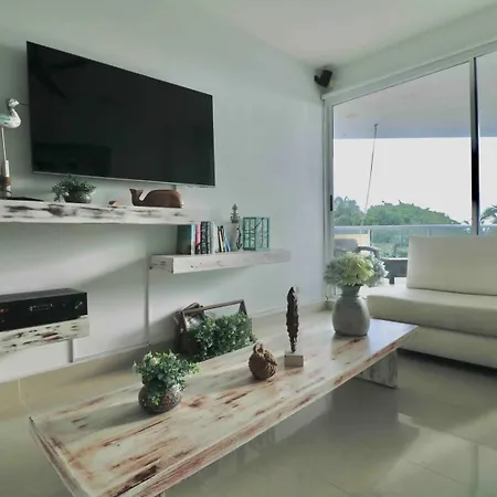 Holiday home Family-friendly - Spacious Balcony - Direct